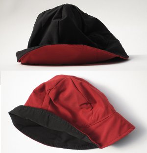 Reversible Rain Hat Red Black picture