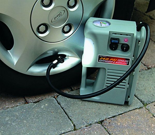 Tyre Inflator Rechargeable picture